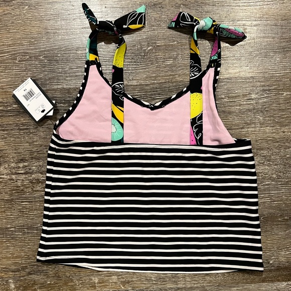Volcom Juiced Tankini Swim Set - Picture 5 of 16